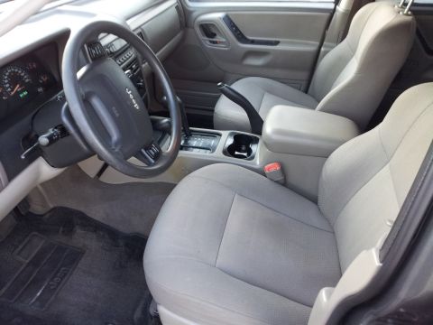 2002 Jeep Grand Cherokee photo
