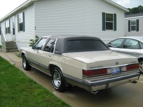 1988 Mercury Grand Marquis photo