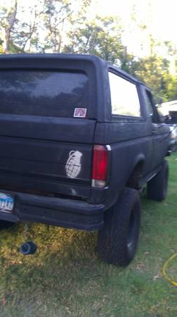 1990 Ford Bronco photo