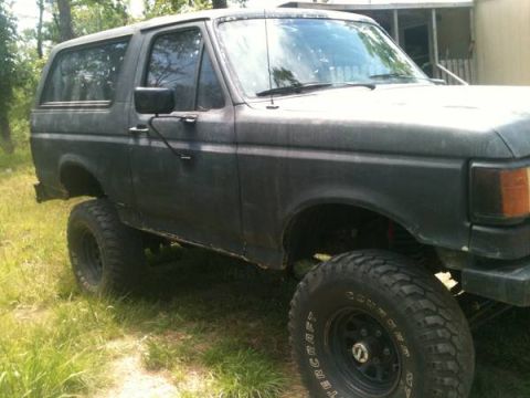 1990 Ford Bronco photo