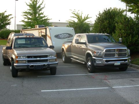 1997 Chevrolet Silverado 3500 - This is why he asked me to get rid of the Chevy. IF THE IMAGE IS TOO SMALL, click it.