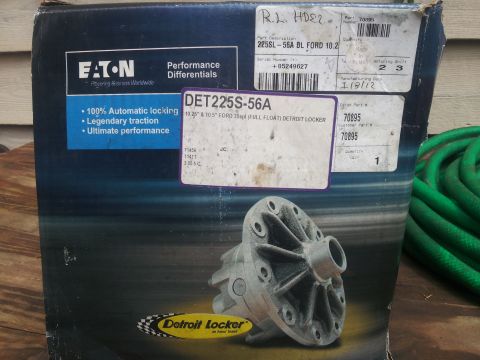 1988 Ford Bronco - This is a box for an Eaton Detroit Locker differential, not a 1988 Ford Bronco.