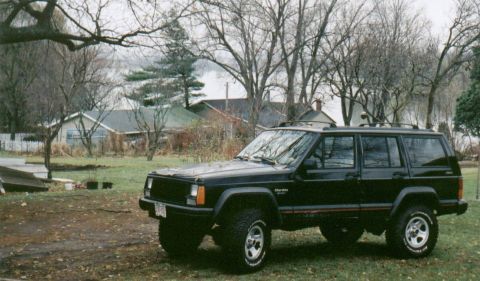 1980 Ford Bronco - Finally got the right tires on my wife Jeep. Makes a HUGE ride and handling difference.
