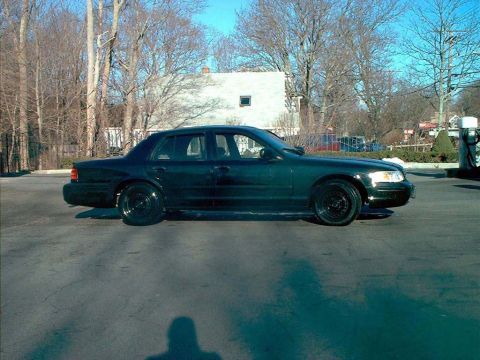 2000 Ford Crown Victoria - 2000 Crown Victoria Sports Interceptor™ Photos and Concept © Copyright 2002 J. Barry All Rights Reserved