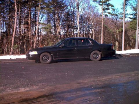 2000 Ford Crown Victoria - 2000 Crown Victoria Sports Interceptor™ Photos and Concept © Copyright 2002 J. Barry All Rights Reserved