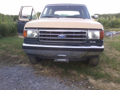 1991 Ford Bronco photo