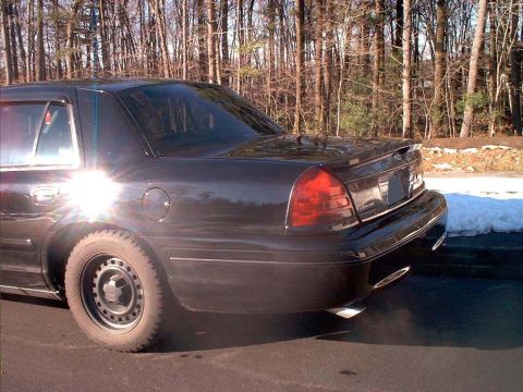 2000 Ford Crown Victoria photo
