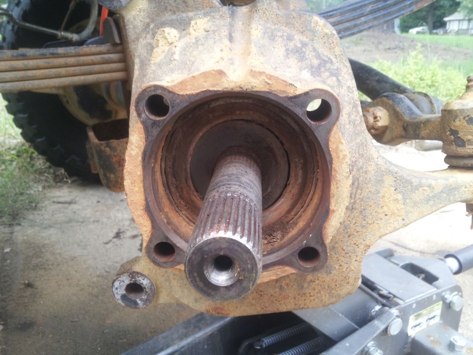 rusted wheel hub assembly with splined axle shaft