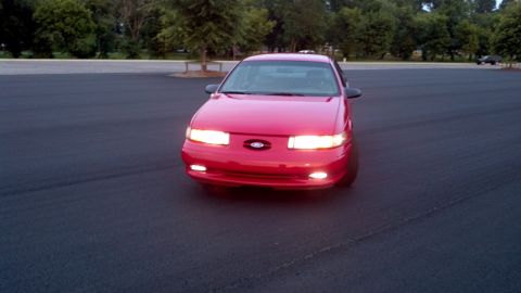 1993 Ford Taurus photo
