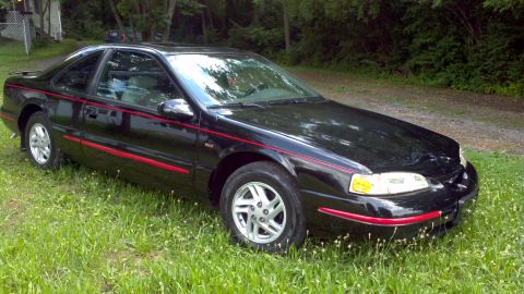 1993 Ford Taurus photo