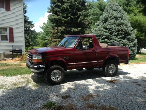 1996 Ford Bronco photo