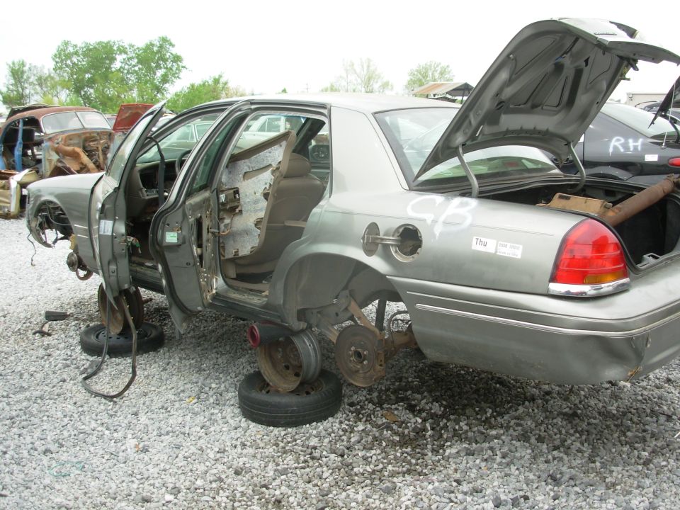 While junkyarding for Bronco parts, I ran across this.