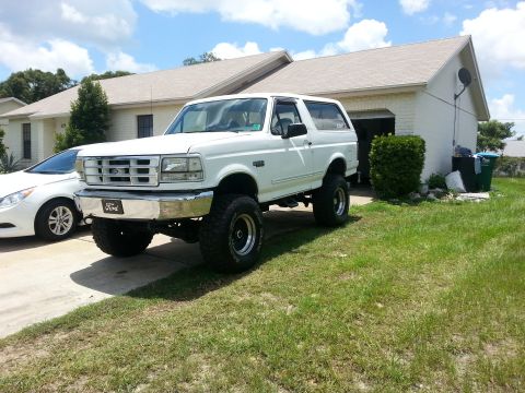 1993 Ford Bronco “BuckinBronco”