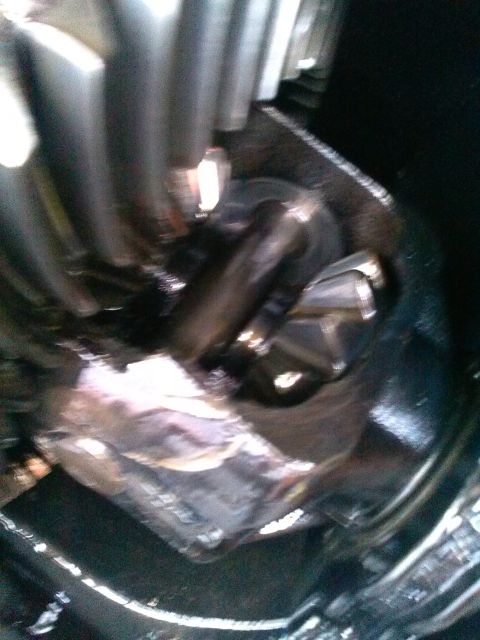 1992 Ford Bronco - Close-up of differential gears, showing wear and lubrication.