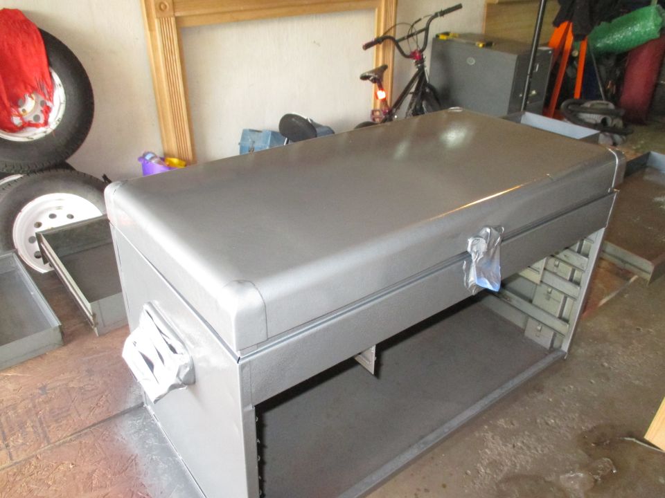 Silver-painted machinist tool chest in a garage