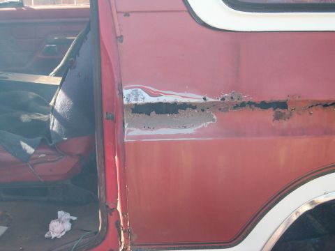 1979 Ford Bronco - A rust spot I started on....