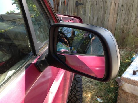 1992 Ford F-150 - Rebuilt mirror. Original glass and chrome cap were swapped onto a used OEM mirror I got for $5. Painted and cleaned up.