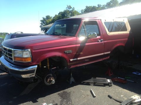 1996 Ford Bronco photo