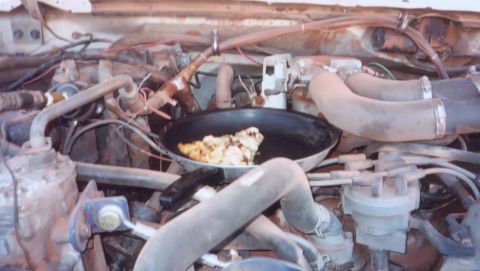 1987 Ford Bronco - re-heating pizza