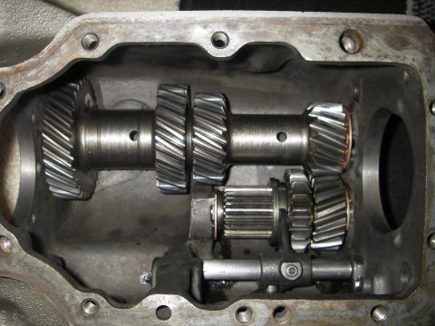 1972 Ford Ranchero - reverse installed & countershaft sitting in the bottom