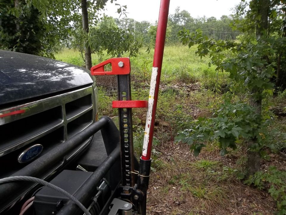 1995 Ford Bronco front with Hi-Lift jack mounted