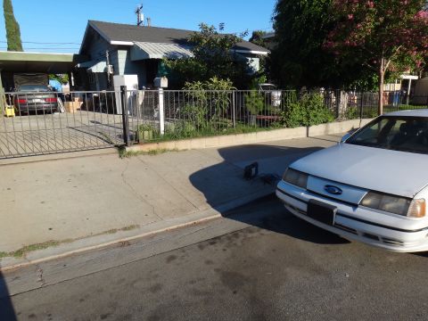 1990 Ford Taurus photo