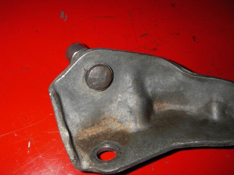 1972 Ford Ranchero - the back of the bell side Z-bar bracket not much left holding the shaft in at all