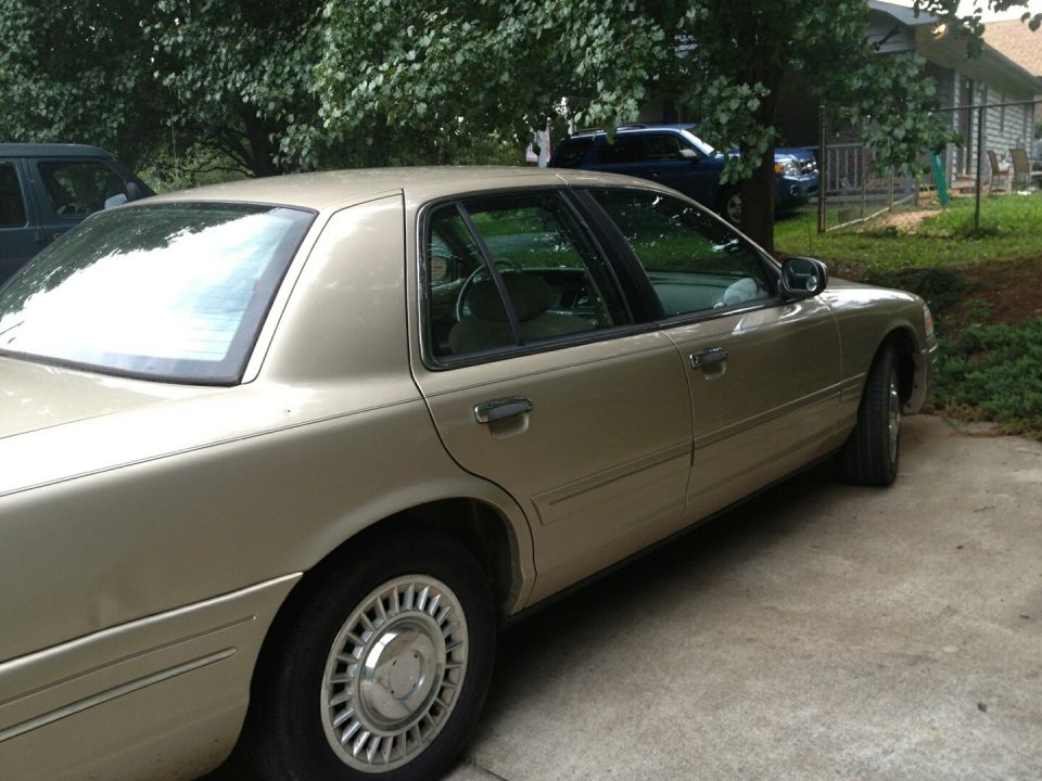 1999 Ford Crown Victoria “PoPo”