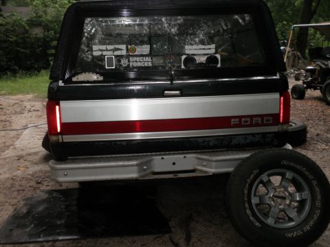 1990 Ford E150 photo