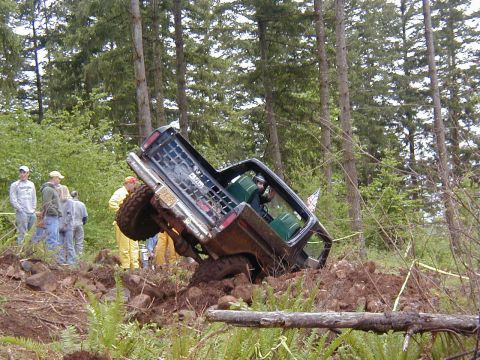 1978 Ford Bronco - 4x4War obstacle course March02