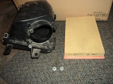 2004 Mercury Grand Marquis - Air intake box and air filter for a Ford Marauder, suggesting a part swap or upgrade.