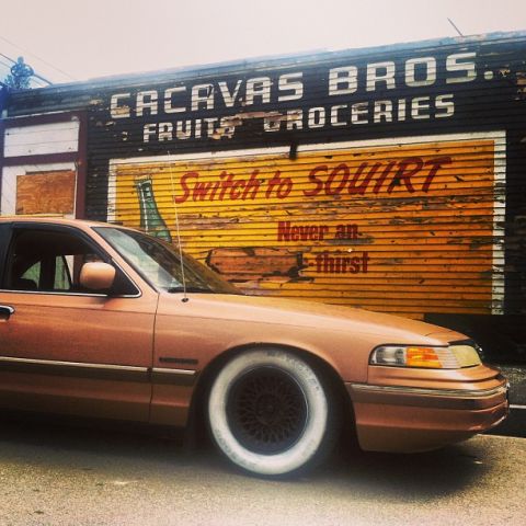 1994 Ford Crown Victoria photo
