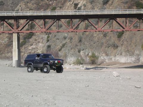 1985 Ford Bronco - 12-21-03