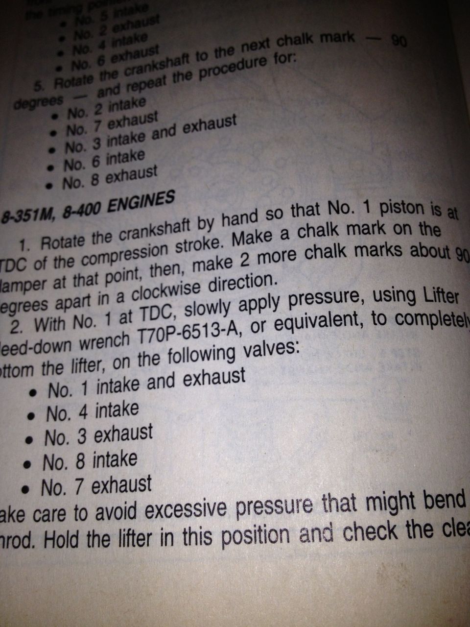 Valve lash check procedure for 8-351M and 8-400 engines using lifter bleed-down wrench T70P-6513-A