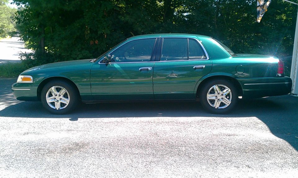 2001 Ford Crown Victoria “MassVic”