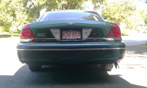 2001 Ford Crown Victoria photo