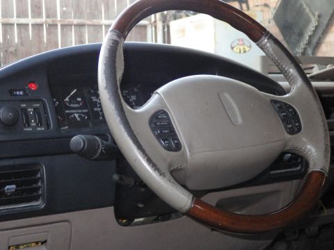 1983 Ford Bronco - I haven't cleaned the leather yet, but this '02 Navigator wheel seems to be just what I needed. I thought I'd be able to use all of the non…