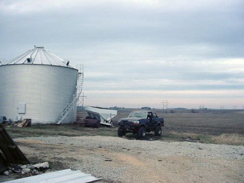 1992 Ford Bronco - kinda done, sitting in the feild while shop is being worked on