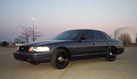1998 Ford Crown Victoria - More pics of the "winterized" Vic.