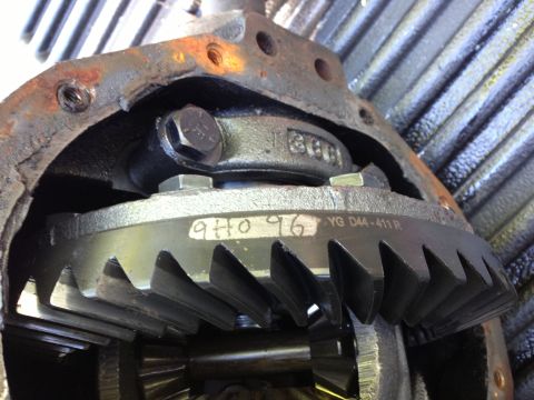1992 Ford F-150 - Yukon Gears 4.11 reverse cut gears.