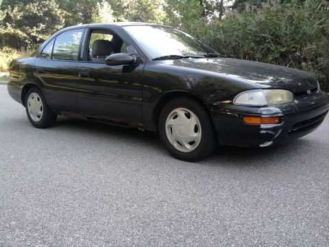 1995 Geo Metro photo