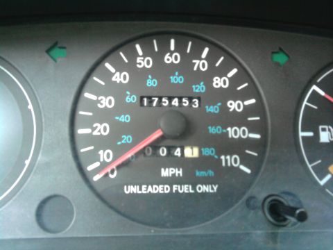 1995 Geo Metro photo