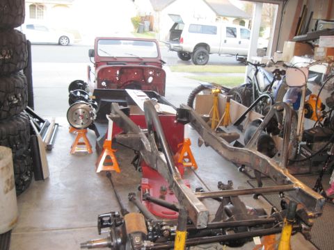 1985 Jeep CJ7 - 3rd build stripped and cut.