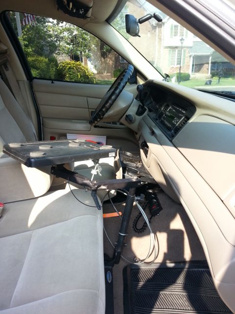 2004 Ford Crown Victoria - Jotto desk laptop stand.