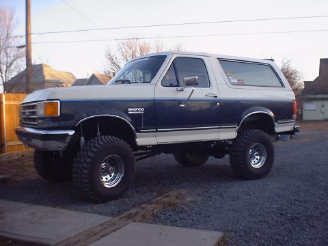 1988 Ford Bronco - This lifted 1988 Ford Bronco is ready for off-road adventures.