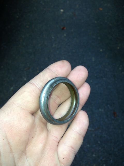 1992 Ford F-150 - I was questioning why the axle felt like it had no pre-load. I was even more shocked when I was able to back the pinion nut out with a 12"…