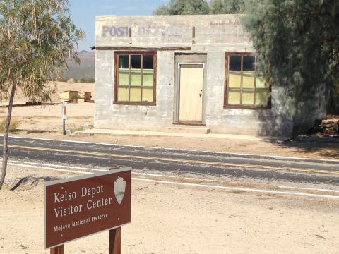 1986 Ford Bronco - Abandoned Kelso Depot Visitor Center building in Mojave National Preserve, California.