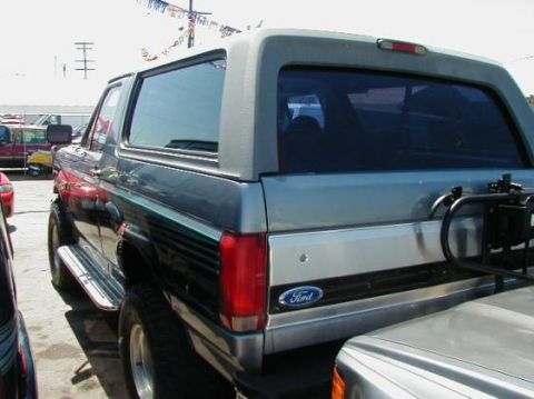 1995 Ford Bronco photo