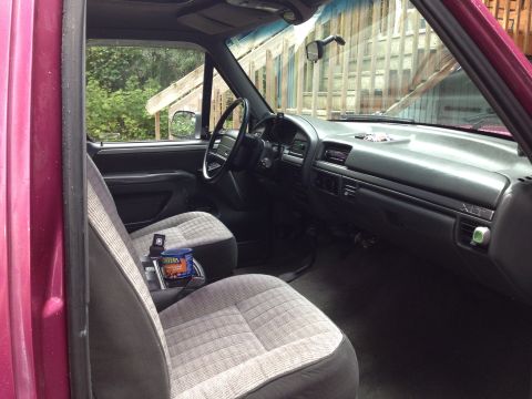 1992 Ford F-150 - An hour an a hlaf later and I got most of the filth from neglect over the summer cleaned up.