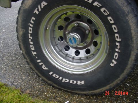 1987 Ford Bronco - finally all back together!! i like these hubs, i think they will do the job fine.